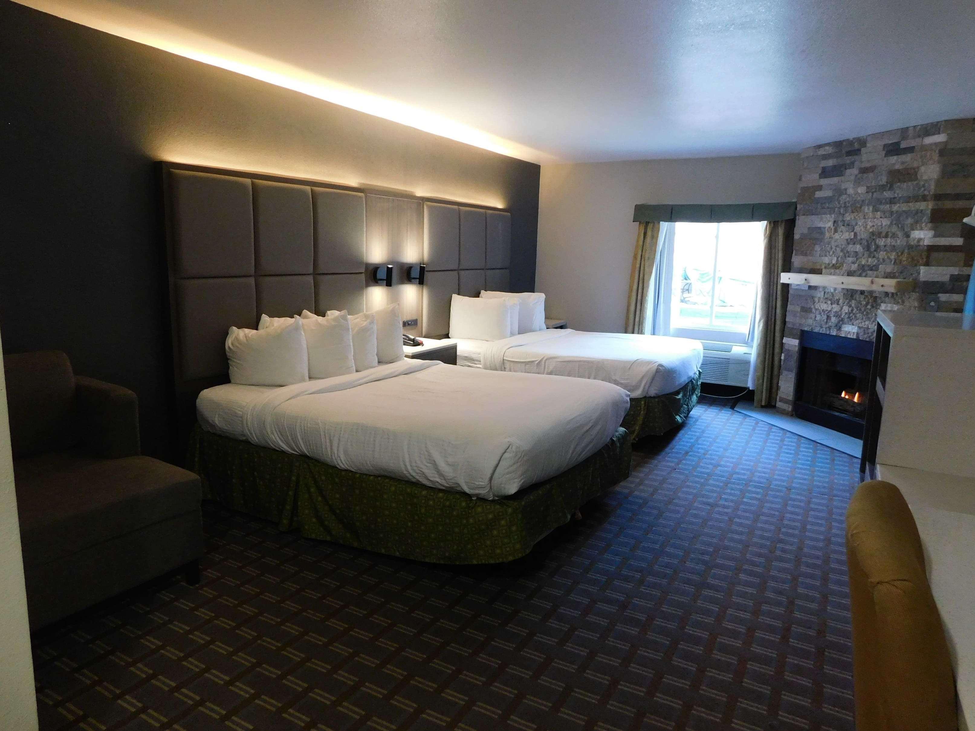 Days Inn & Suites By Wyndham Downtown Gatlinburg Parkway Exteriör bild